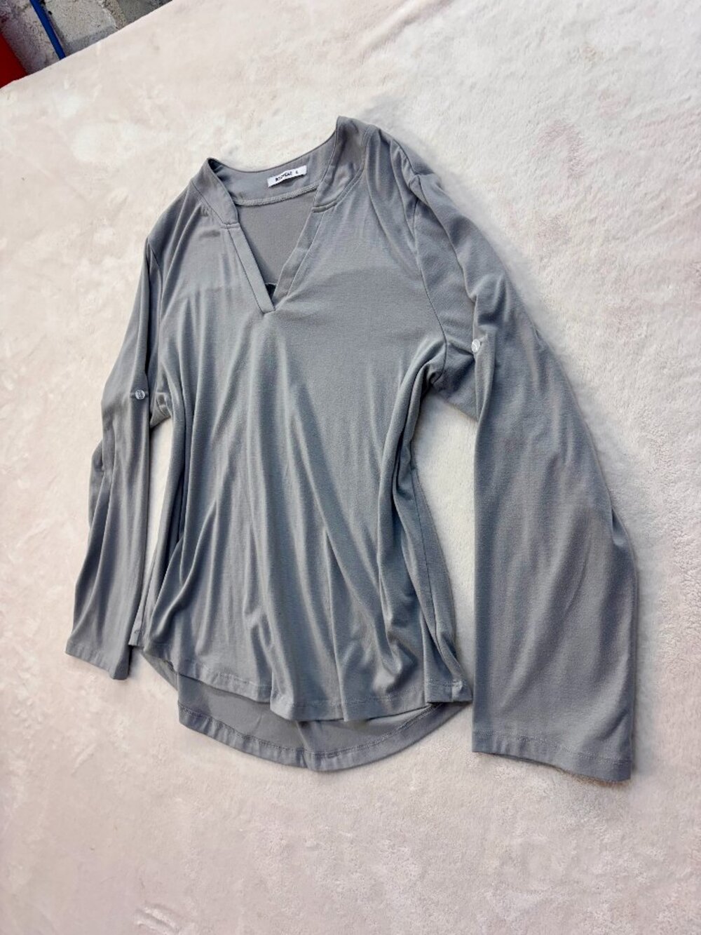 Roswear Women's Gray Work/Professional Shirt --- Size: XL --- Great Condition!!